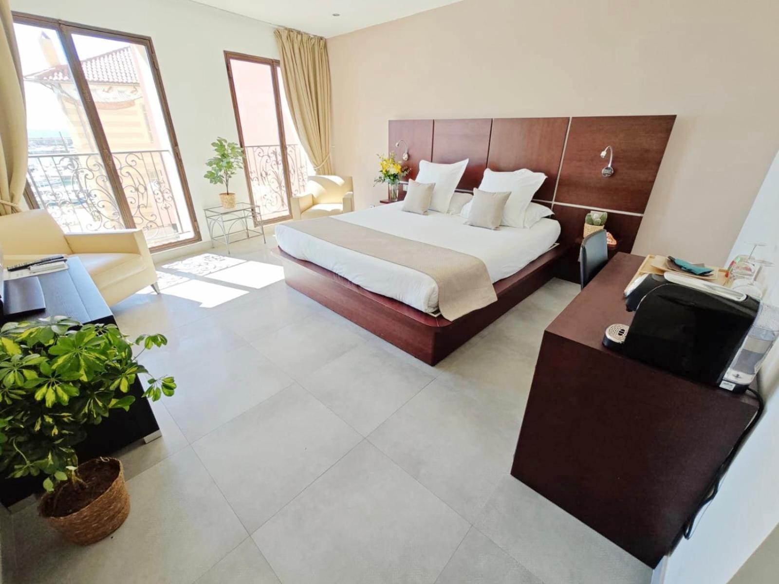 Cassis Loc - Chambre Meublee Bagian luar foto