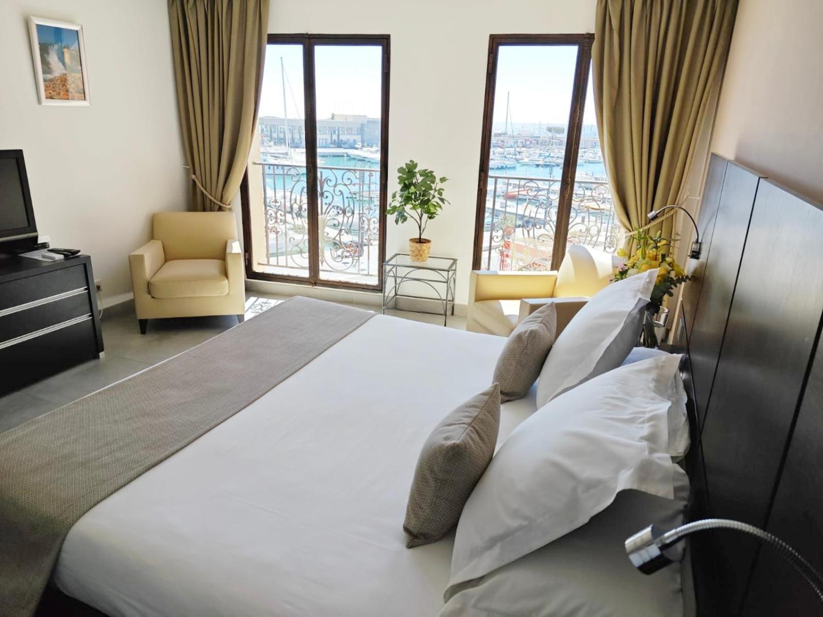 Cassis Loc - Chambre Meublee Bagian luar foto
