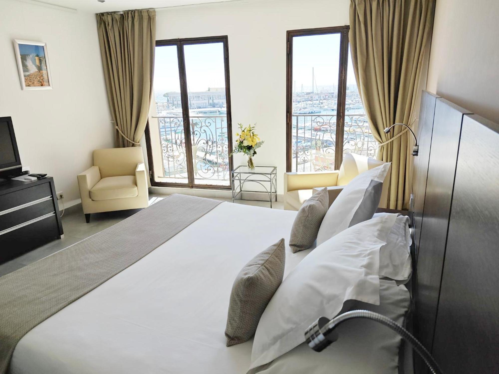Cassis Loc - Chambre Meublee Bagian luar foto