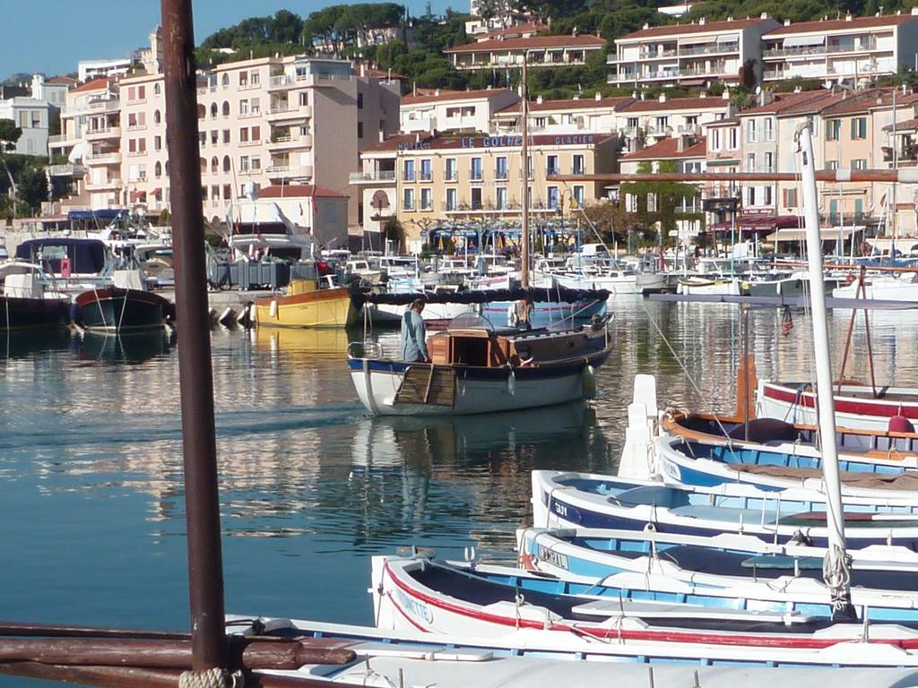 Cassis Loc - Chambre Meublee Bagian luar foto