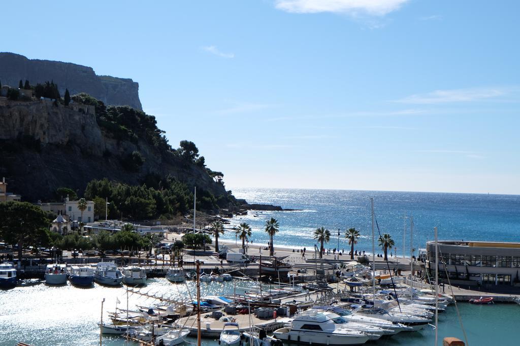 Cassis Loc - Chambre Meublee Bagian luar foto